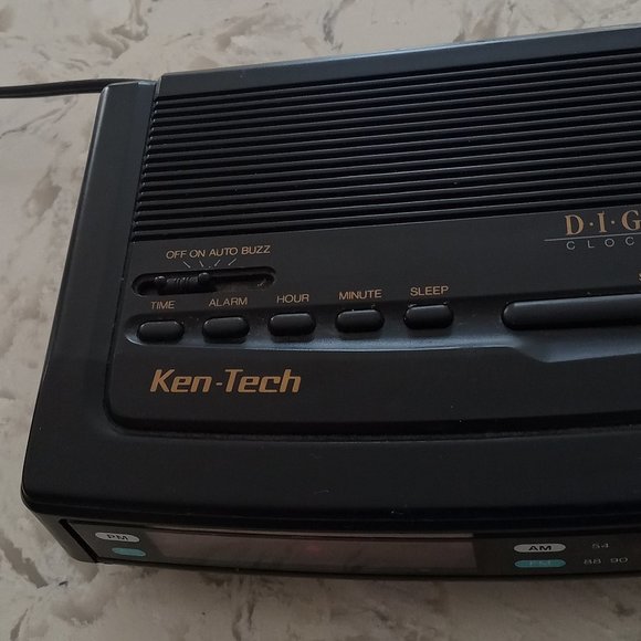 Ken-Tech Digital Radio Clock Tested Working Condition Electric &Battery Operarat - Picture 2 of 7